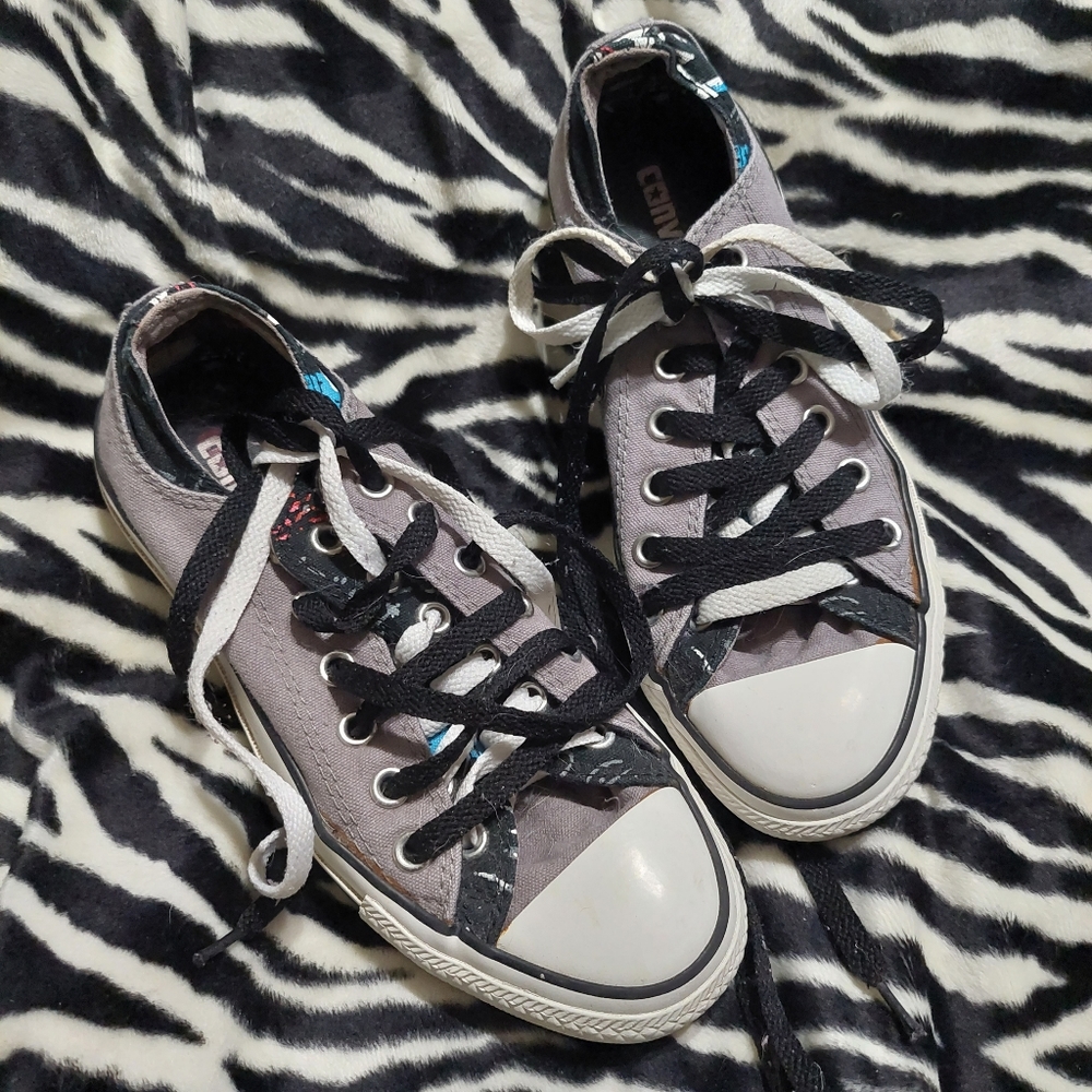 Converse All Star - Gray and Black mukti color print Double Lace shoes